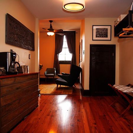 Royal Street Inn & Bar Nueva Orleans Habitación foto